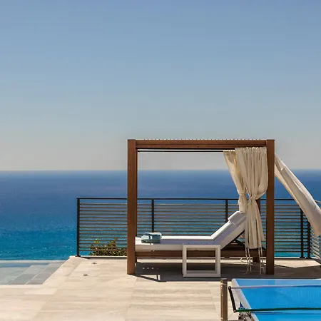 Mystique View فيلة