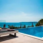 빌라 Mystique View 로우드하타