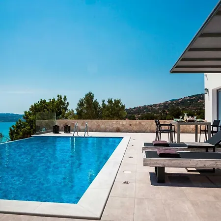 Mystique View Villa *